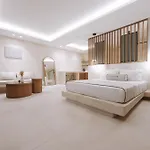 Pnoe Luxury ホテル サントリーニ