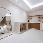 Pnoe Luxury